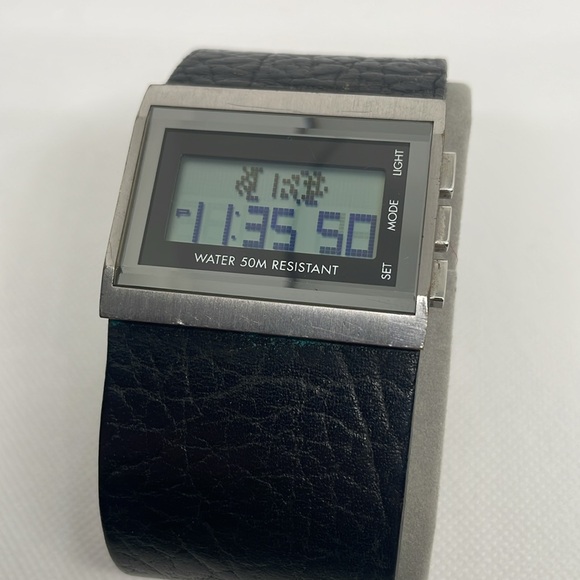 Kenneth Cole Digital Men’s Watch - Picture 4 of 8